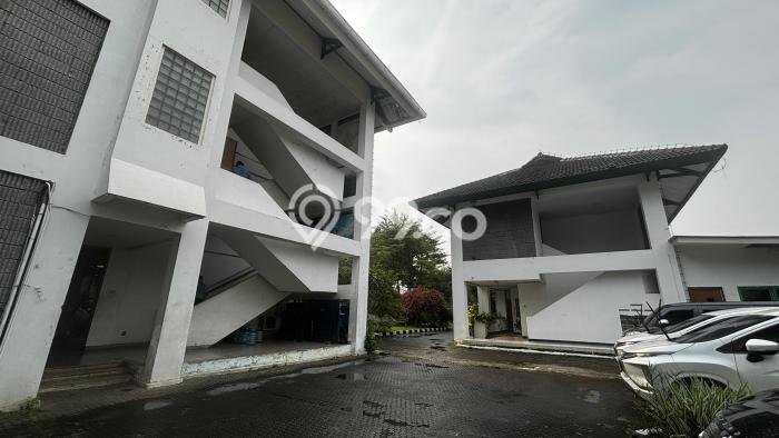 Kantor Dijual di Matraman Jakarta Timur dengan Luas Bangunan 3086m2 Kantor Dijual di Matraman Jakarta Timur dengan Luas Bangunan 3086m2