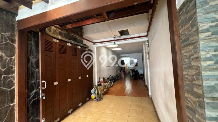 Rumah Mewah Dijual LT 348m2 di Pulo Gadung, Jakarta Timur Rumah Mewah Dijual LT 348m2 di Pulo Gadung, Jakarta Timur