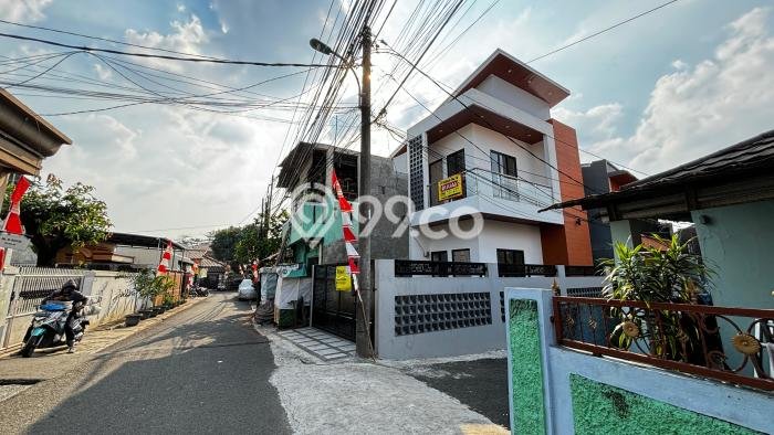 Dijual Cepat Rumah Favorit Siap Huni LB 120m2 di Cipayung, Jakarta Timur Dijual Cepat Rumah Favorit Siap Huni LB 120m2 di Cipayung, Jakarta Timur