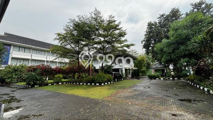 Kantor Dijual di Matraman Jakarta Timur dengan Luas Bangunan 3086m2 Kantor Dijual di Matraman Jakarta Timur dengan Luas Bangunan 3086m2