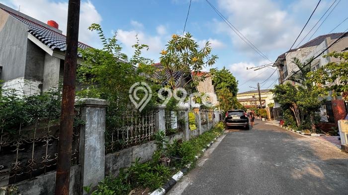 Siap Huni Rumah Mewah 6 Kamar di Pulo Gadung Dekat ke Mana Pun Siap Huni Rumah Mewah 6 Kamar di Pulo Gadung Dekat ke Mana Pun
