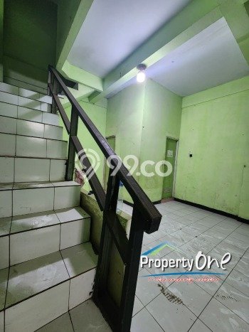 Area Ramai! Ruko Dijual di Serpong untuk Bisnis Luas Bangunan 192m2 Area Ramai! Ruko Dijual di Serpong untuk Bisnis Luas Bangunan 192m2