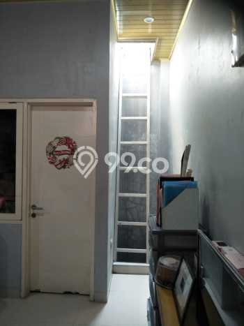 Rumah Modern Cantik 3 KT Bisa Langsung Pindah di Serpong Rumah Modern Cantik 3 KT Bisa Langsung Pindah di Serpong