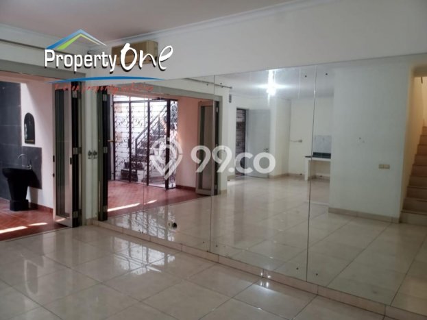 For Sale! Luxury House LT 180m2 Desain Modern di BSD Delatinos For Sale! Luxury House LT 180m2 Desain Modern di BSD Delatinos