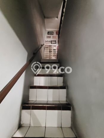 Rumah Modern Cantik 4 KT Bisa Langsung Pindah di Serpong Rumah Modern Cantik 4 KT Bisa Langsung Pindah di Serpong
