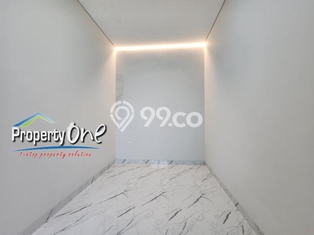 For Sale Rumah 3 Kamar Lokasi Strategis Nyaman dan Strategis di BSD For Sale Rumah 3 Kamar Lokasi Strategis Nyaman dan Strategis di BSD