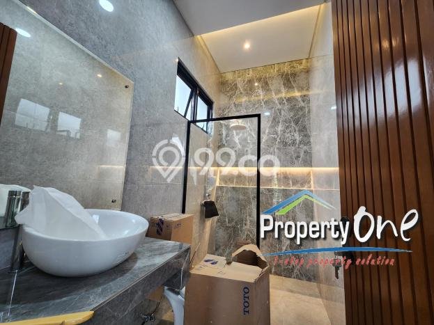 Hunian Eksklusif Siap Huni LT 159m2 di Serpong, Tangerang Selatan Hunian Eksklusif Siap Huni LT 159m2 di Serpong, Tangerang Selatan
