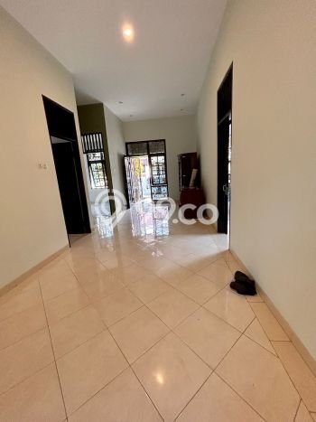 Jual Rumah Favorit Siap Huni LB 100m2 di Serpong Villa Melati Mas, Tangerang Selatan Jual Rumah Favorit Siap Huni LB 100m2 di Serpong Villa Melati Mas, Tangerang Selatan