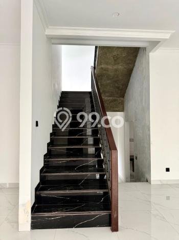 Hot Offer Hunian Mewah Ideal dan Luas di BSD, Tangerang Selatan Hot Offer Hunian Mewah Ideal dan Luas di BSD, Tangerang Selatan