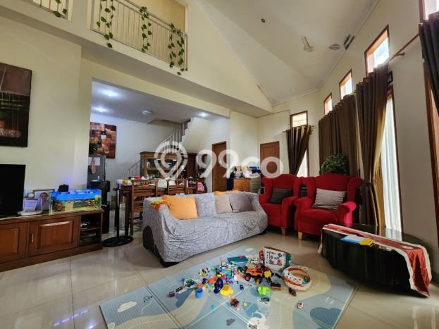 Jual Rumah Favorit Siap Huni LB 200m2 di Pamulang, Tangerang Selatan Jual Rumah Favorit Siap Huni LB 200m2 di Pamulang, Tangerang Selatan