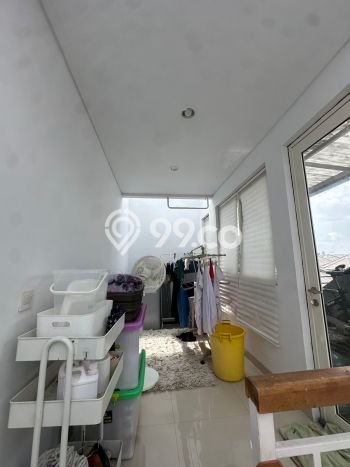 Hunian Cantik Modern Lb 120m2 di BSD, Tangerang Selatan Hunian Cantik Modern Lb 120m2 di BSD, Tangerang Selatan