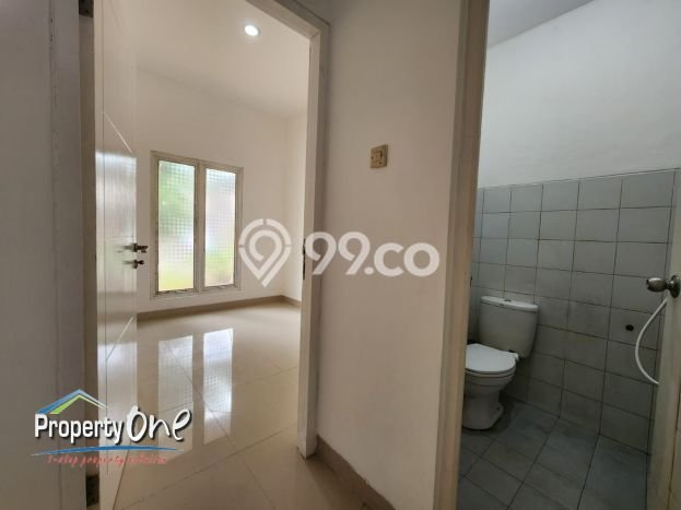 Jual Rumah Bagus Siap Huni LB 120m2 di Serpong, Tangerang Selatan Jual Rumah Bagus Siap Huni LB 120m2 di Serpong, Tangerang Selatan
