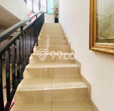 Rumah Mewah LB 220m2 Siap Huni Desain Elegan di Pejaten Timur, Jakarta Selatan Rumah Mewah LB 220m2 Siap Huni Desain Elegan di Pejaten Timur, Jakarta Selatan