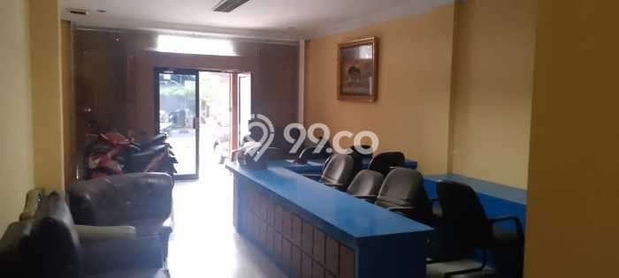 Ruko Dijual di Tebet LT 130m2, LB 225m2 untuk Investasi Ruko Dijual di Tebet LT 130m2, LB 225m2 untuk Investasi