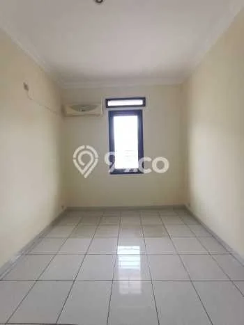 Lokasi strategis! Rumah siap pakai dikontrakkan di Tebet LB 180m2 Lokasi strategis! Rumah siap pakai dikontrakkan di Tebet LB 180m2