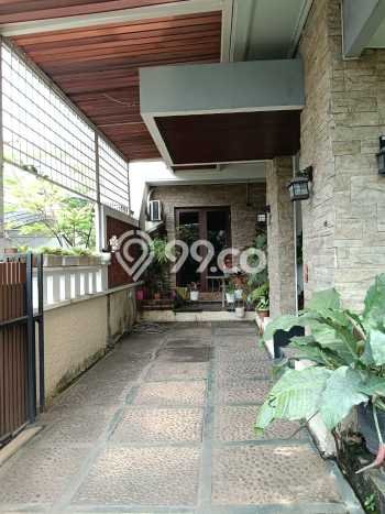 Ready to Use! Luxury House LT 180m2 Desain Elegan di Jatibening Ready to Use! Luxury House LT 180m2 Desain Elegan di Jatibening