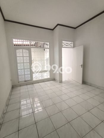 Sewa cepat rumah minimalis strategis 5 Kamar di Tebet, Jakarta Selatan Sewa cepat rumah minimalis strategis 5 Kamar di Tebet, Jakarta Selatan