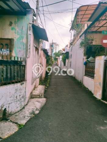 Siap Huni Hunian Elit 5 Kamar di Tebet Dekat ke Mana Saja Siap Huni Hunian Elit 5 Kamar di Tebet Dekat ke Mana Saja