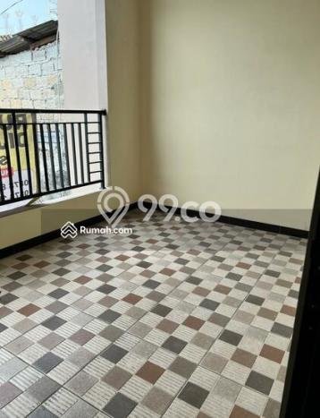 Dijual Rumah Luas Elegan Dengan View Cantik di Lenteng Agung, Jakarta Selatan Dijual Rumah Luas Elegan Dengan View Cantik di Lenteng Agung, Jakarta Selatan