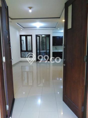 Rumah Elit LB 148m2 Siap Pakai Desain Elegan di Pejaten, Jakarta Selatan Rumah Elit LB 148m2 Siap Pakai Desain Elegan di Pejaten, Jakarta Selatan