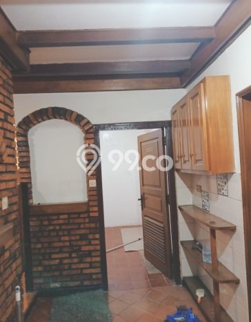 Disewakan Cepat Rumah Kondisi Bagus di Area Tebet, Jakarta Selatan Disewakan Cepat Rumah Kondisi Bagus di Area Tebet, Jakarta Selatan