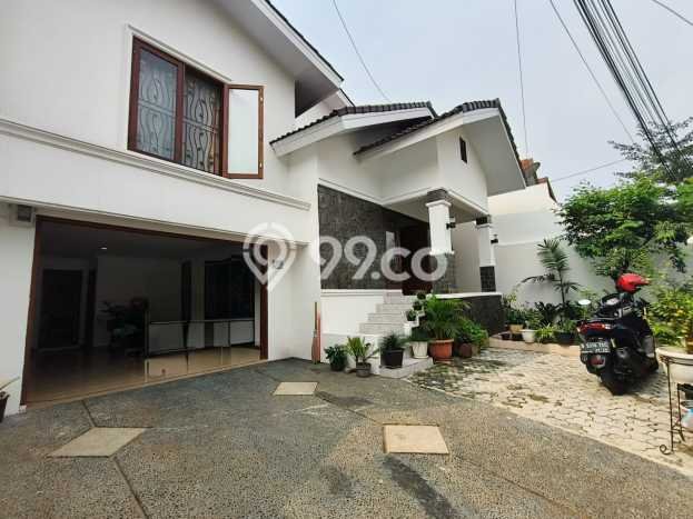Hunian Elit LB 350m2 Siap Huni Desain Elegan di Pejaten, Jakarta Selatan Hunian Elit LB 350m2 Siap Huni Desain Elegan di Pejaten, Jakarta Selatan