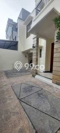 Rumah Mewah Siap Huni LT 133m2 di Tebet, Jakarta Selatan Rumah Mewah Siap Huni LT 133m2 di Tebet, Jakarta Selatan