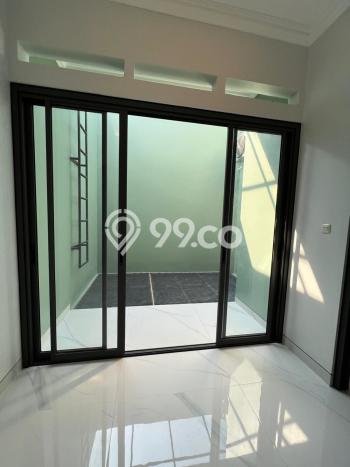 Ready to Use! Luxury House LT 84m2 Desain Modern di Utan Kayu Ready to Use! Luxury House LT 84m2 Desain Modern di Utan Kayu