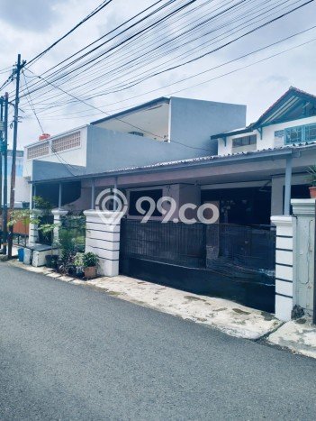 Dijual Rumah Luas Megah Dengan View Eksklusif di Kalibata, Jakarta Selatan Dijual Rumah Luas Megah Dengan View Eksklusif di Kalibata, Jakarta Selatan