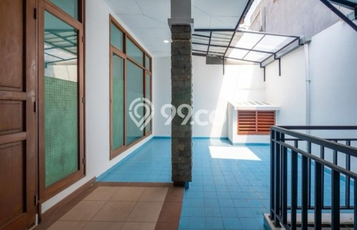 Rumah di Tebet, Dekat Mall, 5 KT Rumah di Tebet, Dekat Mall, 5 KT
