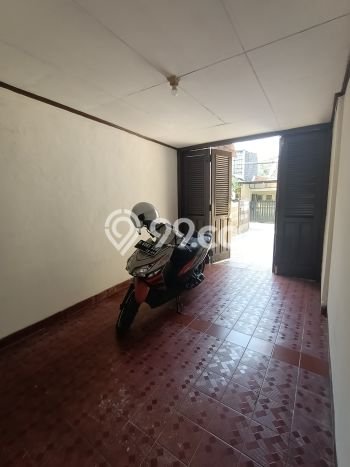 Sewa cepat rumah minimalis strategis 5 Kamar di Tebet, Jakarta Selatan Sewa cepat rumah minimalis strategis 5 Kamar di Tebet, Jakarta Selatan