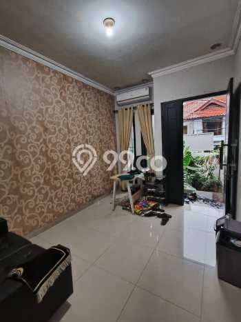 Disewakan Cepat Rumah Kondisi Bagus di Kawasan Tebet, Jakarta Selatan Disewakan Cepat Rumah Kondisi Bagus di Kawasan Tebet, Jakarta Selatan