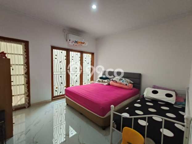 Hunian Elit LB 350m2 Siap Huni Desain Elegan di Pejaten, Jakarta Selatan Hunian Elit LB 350m2 Siap Huni Desain Elegan di Pejaten, Jakarta Selatan
