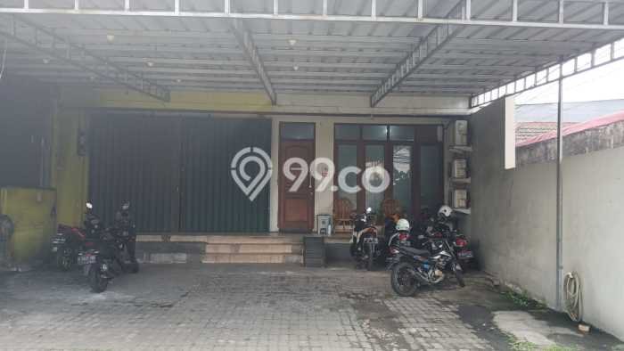LOKASI TERBAIK! Ruko Kawasan , Luas 375m2m², Jalan Strategis LOKASI TERBAIK! Ruko Kawasan , Luas 375m2m², Jalan Strategis