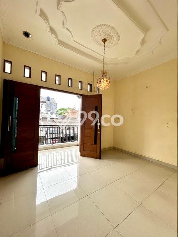 Disewakan Rumah Konsep Minimalis di Tebet Jakarta Selatan dengan 5 Kamar Disewakan Rumah Konsep Minimalis di Tebet Jakarta Selatan dengan 5 Kamar