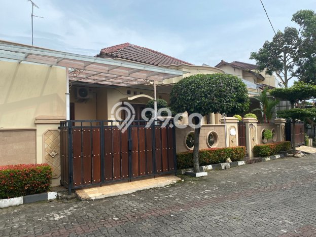 Jual Rumah Favorit Siap Huni LB 180m2 di Tembalang, Semarang Jual Rumah Favorit Siap Huni LB 180m2 di Tembalang, Semarang