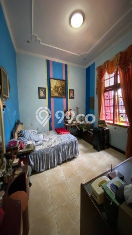 Hunian Elit LB 350m2 Siap Pakai Desain Elegan di Pamularsih, Semarang Hunian Elit LB 350m2 Siap Pakai Desain Elegan di Pamularsih, Semarang