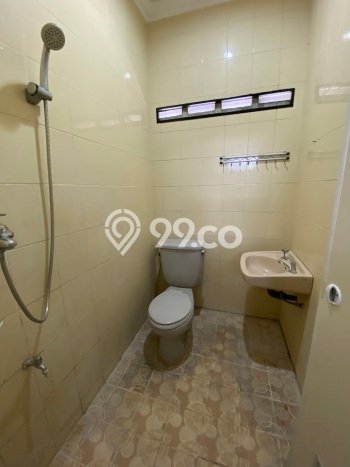 For Sale Rumah 3 Kamar Lokasi Strategis Nyaman dan Strategis di Banyumanik For Sale Rumah 3 Kamar Lokasi Strategis Nyaman dan Strategis di Banyumanik