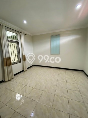 For Sale Rumah 3 Kamar Lokasi Strategis Nyaman dan Strategis di Banyumanik For Sale Rumah 3 Kamar Lokasi Strategis Nyaman dan Strategis di Banyumanik