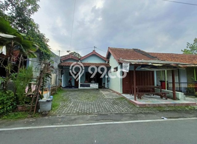 Dijual Rumah 7 Kamar Lokasi Ideal Nyaman dan Strategis di Ungaran Timur Dijual Rumah 7 Kamar Lokasi Ideal Nyaman dan Strategis di Ungaran Timur