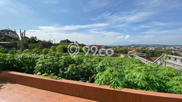 Tanah Kavling Dijual di Manyaran, Semarang dengan Luas Tanah 860m2 Tanah Kavling Dijual di Manyaran, Semarang dengan Luas Tanah 860m2