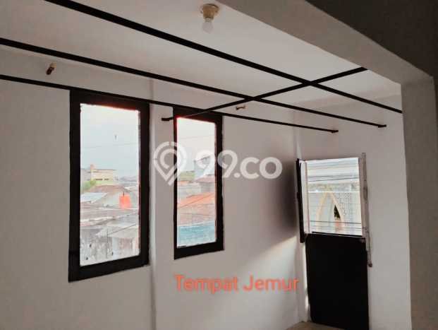 Dijual Rumah Kost di Kalicari, Semarang, 8 KT, 8 KM, Bangunan 180m2 Dijual Rumah Kost di Kalicari, Semarang, 8 KT, 8 KM, Bangunan 180m2