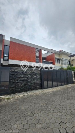 Hunian Eksklusif Dijual LT 250m2 di Gajah Mungkur, Semarang Hunian Eksklusif Dijual LT 250m2 di Gajah Mungkur, Semarang