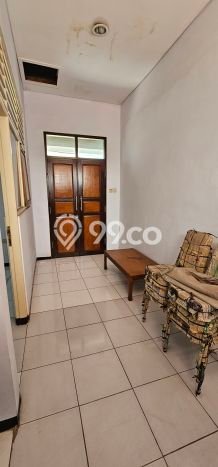 Hunian Elit LB 175m2 Siap Huni Desain Elegan di Gajahmada, Semarang Hunian Elit LB 175m2 Siap Huni Desain Elegan di Gajahmada, Semarang