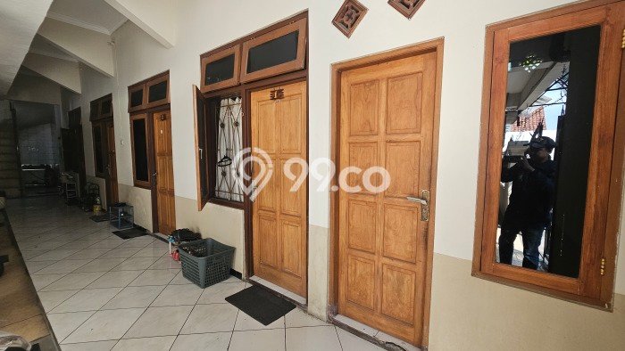 Unit Kost Dijual di Tembalang dengan 20 Kamar Tidur & Luas Bangunan 450m2 Unit Kost Dijual di Tembalang dengan 20 Kamar Tidur & Luas Bangunan 450m2