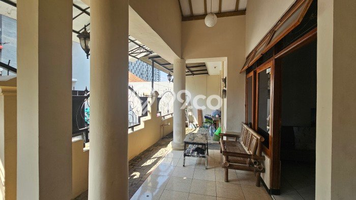 Unit Kost Dijual di Tembalang dengan 20 Kamar Tidur & Luas Bangunan 450m2 Unit Kost Dijual di Tembalang dengan 20 Kamar Tidur & Luas Bangunan 450m2