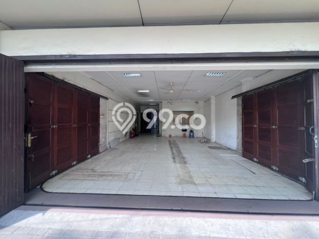 FOR RENT! Ruko di Brumbungan Cocok untuk Bisnis 300m2 FOR RENT! Ruko di Brumbungan Cocok untuk Bisnis 300m2