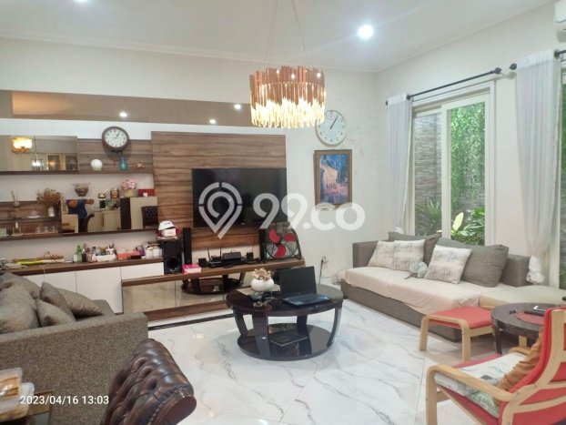 Rumah Mewah LB 375m2 Siap Pakai Desain Elegan di Gading Serpong Pondok Hijau Golf, Tangerang Rumah Mewah LB 375m2 Siap Pakai Desain Elegan di Gading Serpong Pondok Hijau Golf, Tangerang