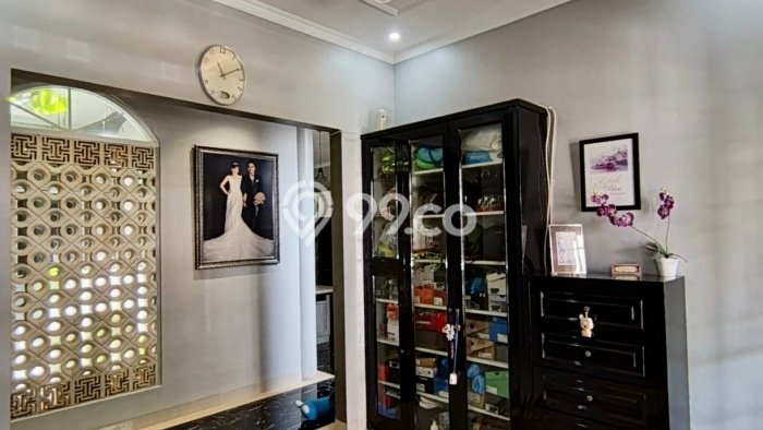 Dijual Rumah Luas Megah Dengan View Eksklusif di Gading Serpong, Tangerang Dijual Rumah Luas Megah Dengan View Eksklusif di Gading Serpong, Tangerang