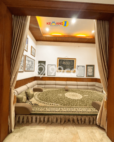 Rumah Elit Modern Tanpa Renovasi di Pejaten Jakarta Selatan Rumah Elit Modern Tanpa Renovasi di Pejaten Jakarta Selatan